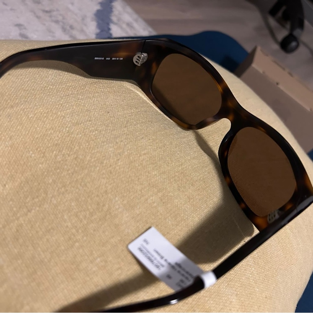 Balenciaga Sunglasses - Picture 4 of 8